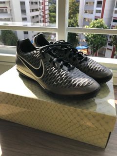 Nike Magista Onda TF Futsal Boots US 10, Men's Fashion, Footwear, Boots on  Carousell