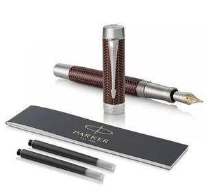 PARKER FOUNTAIN PEN-BURGUNDY