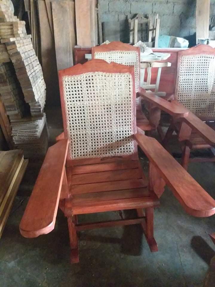 rocking Chair Nueva ecija & pangasinan only, Furniture & Home Living