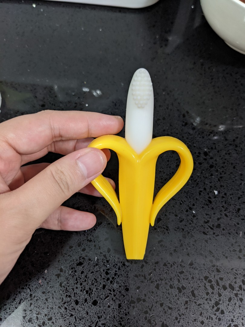 nuk banana teether