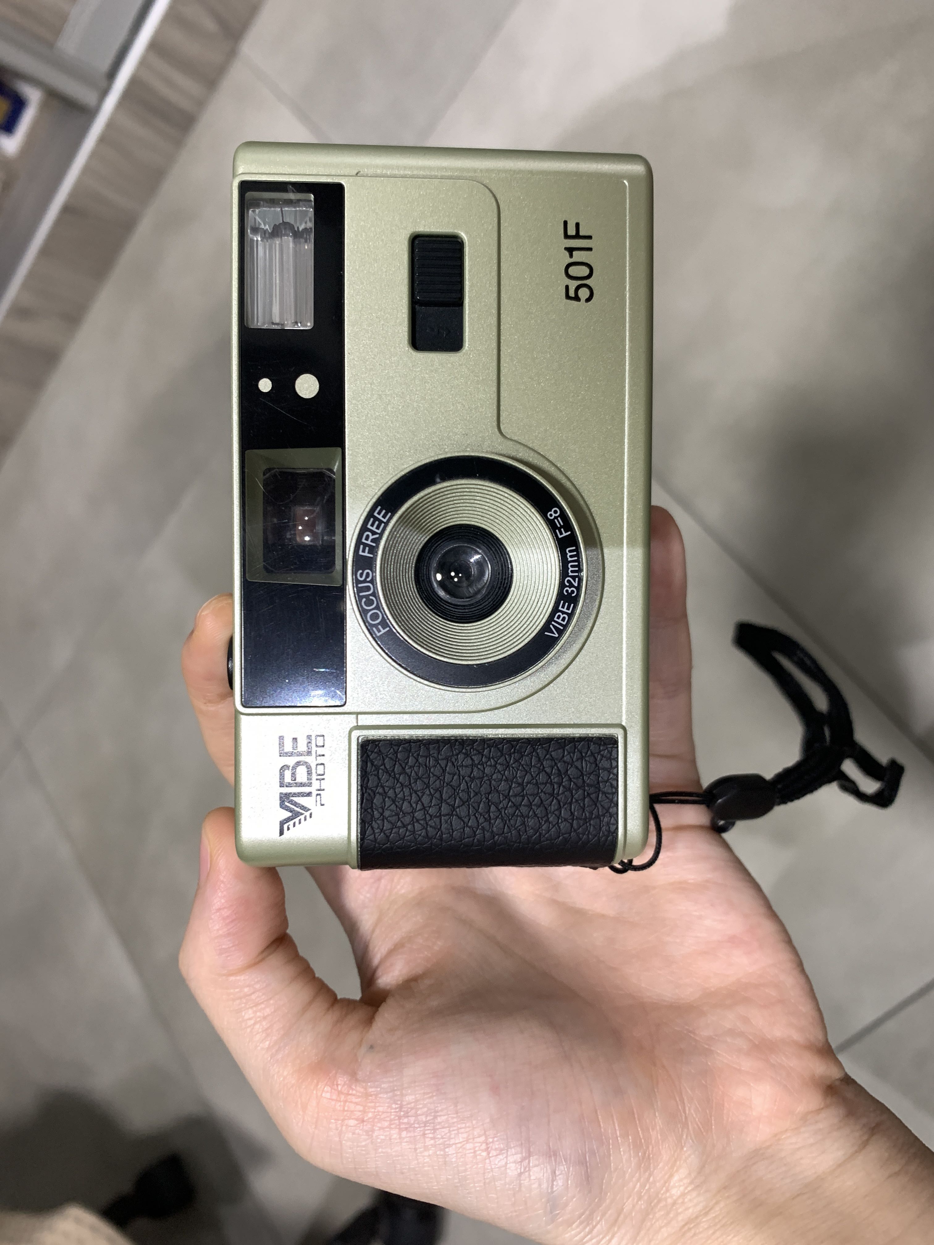 Vibe photo 501F 35mm film camera, Photography, Cameras on Carousell