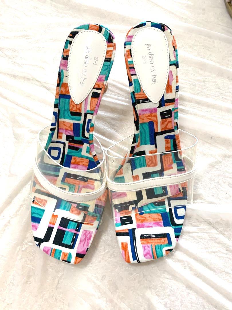 aqua clear heels