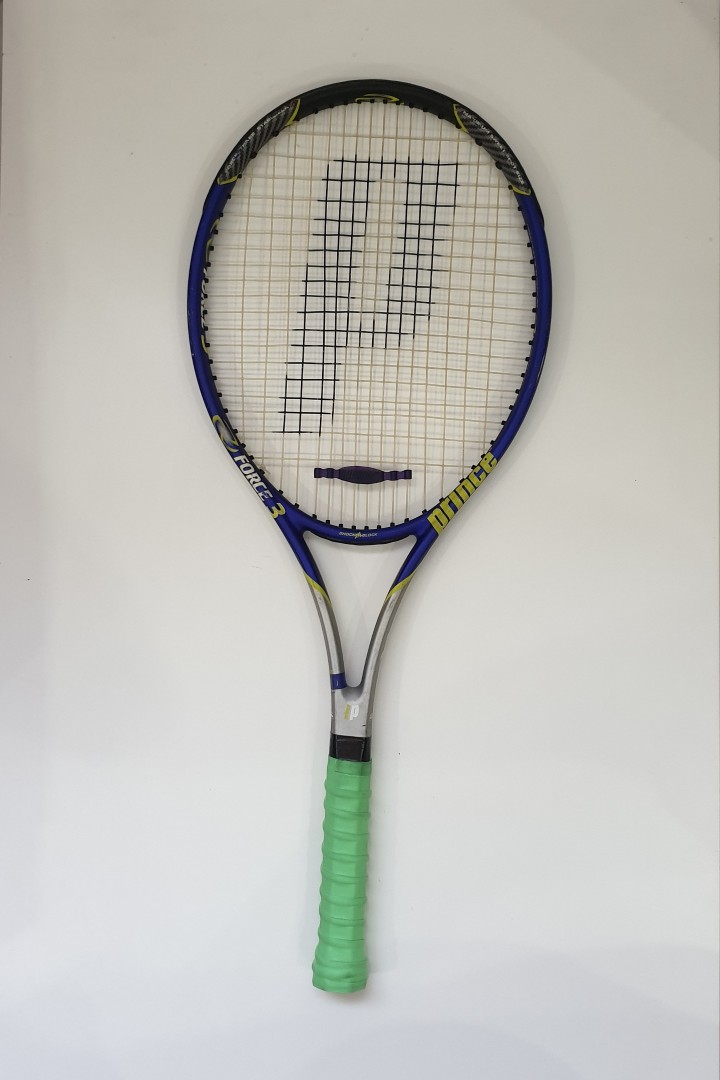 zwavel Kwelling synoniemenlijst Prince Force 3 Energy Titanium Graphite Tennis Racket #MRTTampines, Sports  Equipment, Sports & Games, Racket & Ball Sports on Carousell