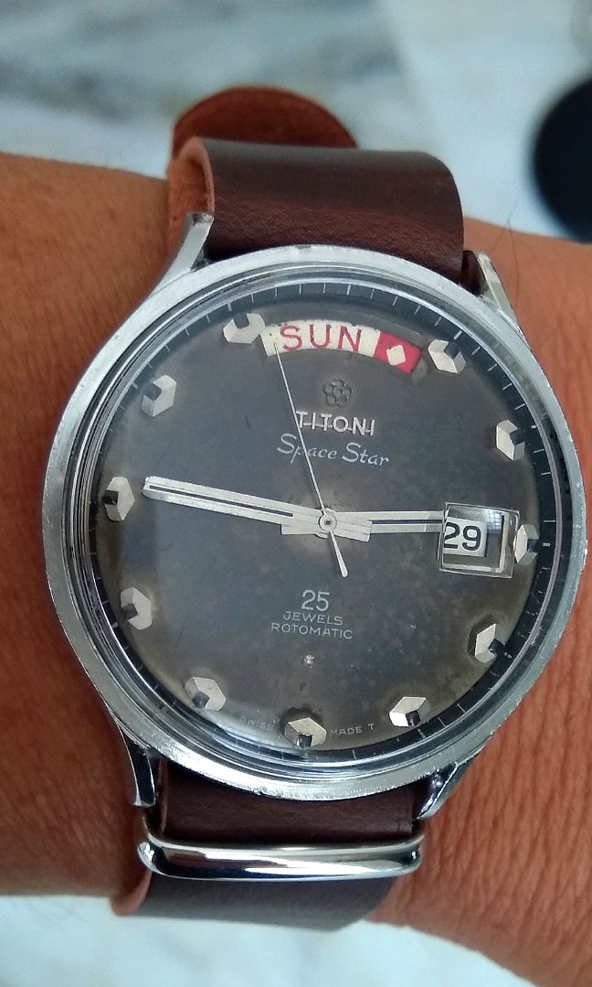 Titoni space star vintage hotsell