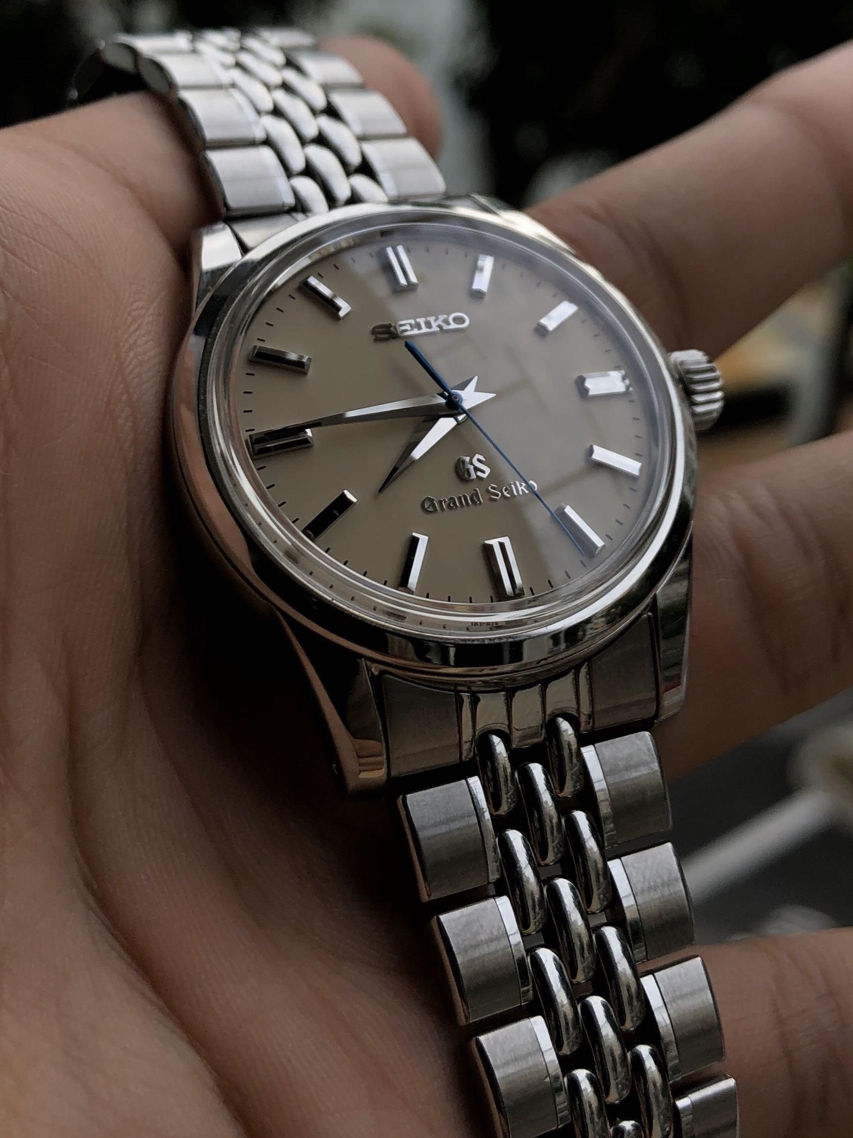 Grand seiko sbgw005 deals