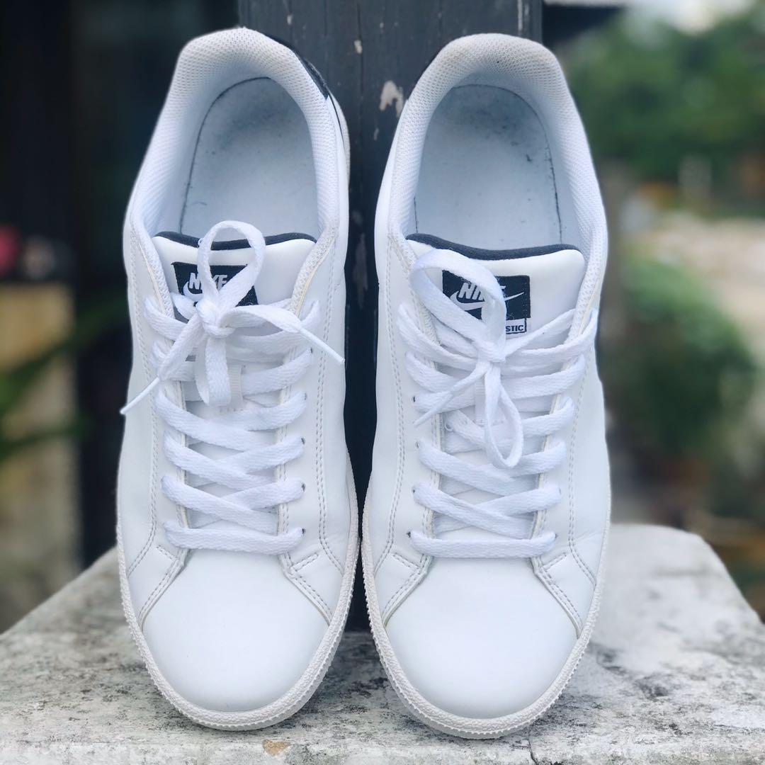 Nike court majestic mens discount