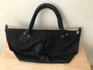 （分類：）位於 。 由 mhyp2019 提交（商品編號 1000234450，圖片 1）。簡介： 。