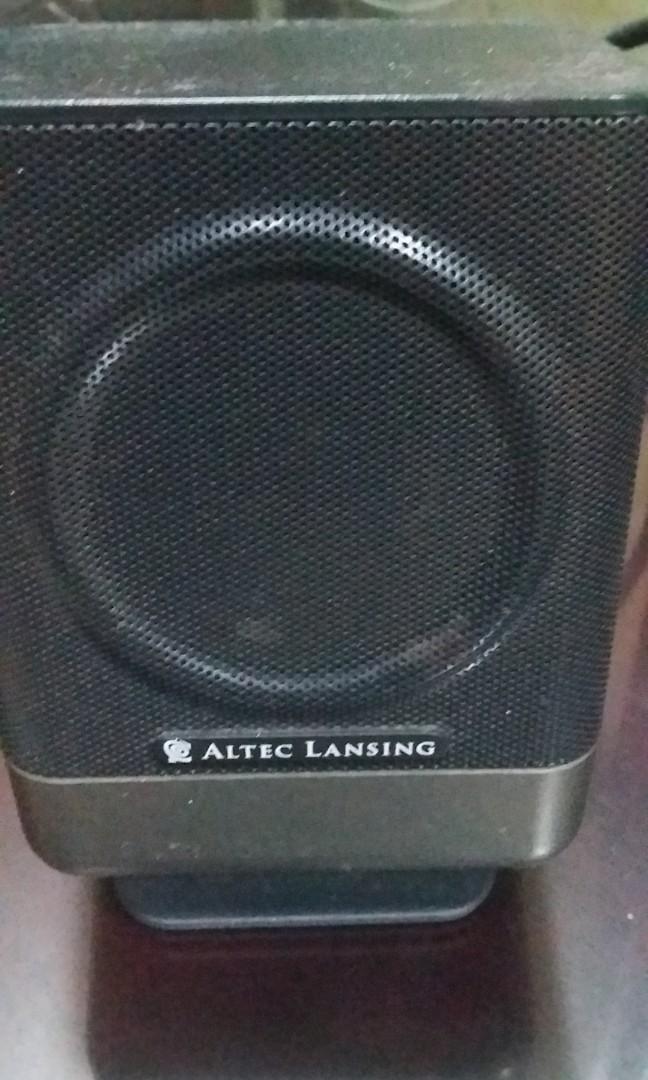 Altec Lansing 221 Multimedia 2.1 Computer Speakers w/Powered Subwoofer