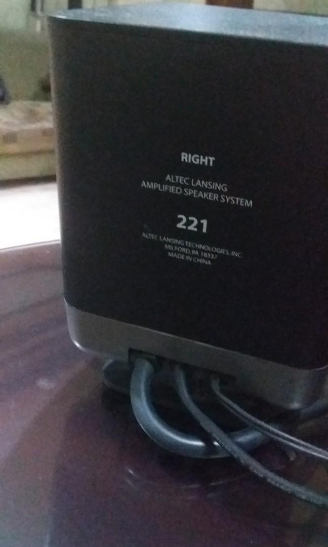 Altec Lansing 221 Multimedia 2.1 Computer Speakers w/Powered Subwoofer