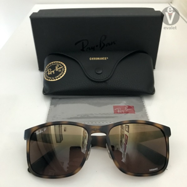 RayBan 4264-894/6B (Chromance), Men's Fashion, Watches & Accessories,  Sunglasses & Eyewear on Carousell