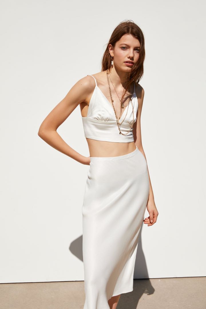 Zara Cropped White Silk Top, Women's Fashion, Tops, Sleeveless on Carousell