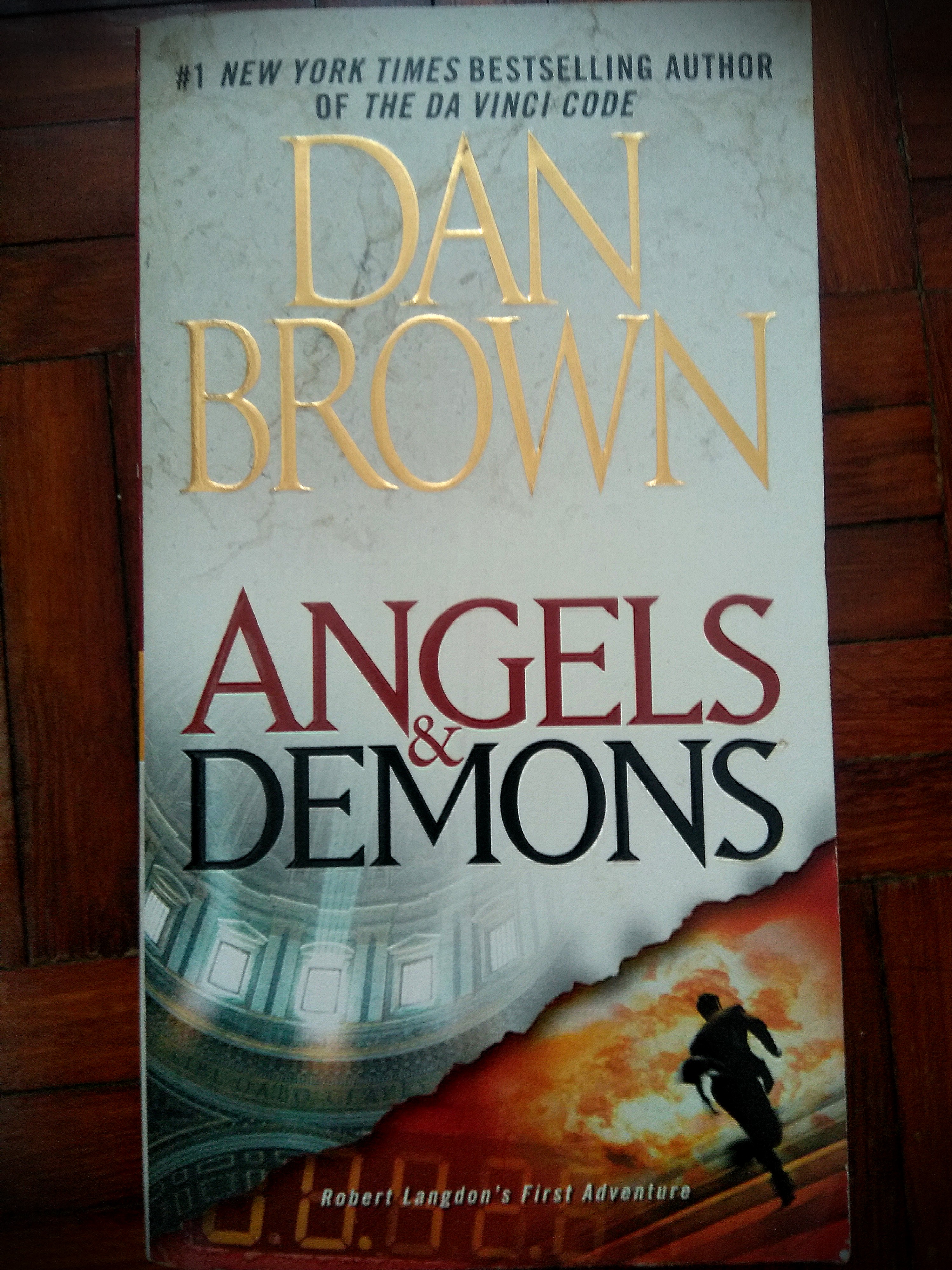 Angels Demons By Dan Brown Helpmywallet Books Stationery Books On Carousell