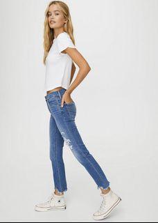 Aritzia white t-shirt