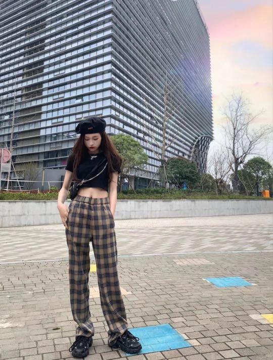 BRANDY MELVILLE BM STRAIGHT CUT TROUSERS Women s Fashion Bottoms Other Bottoms on Carousell