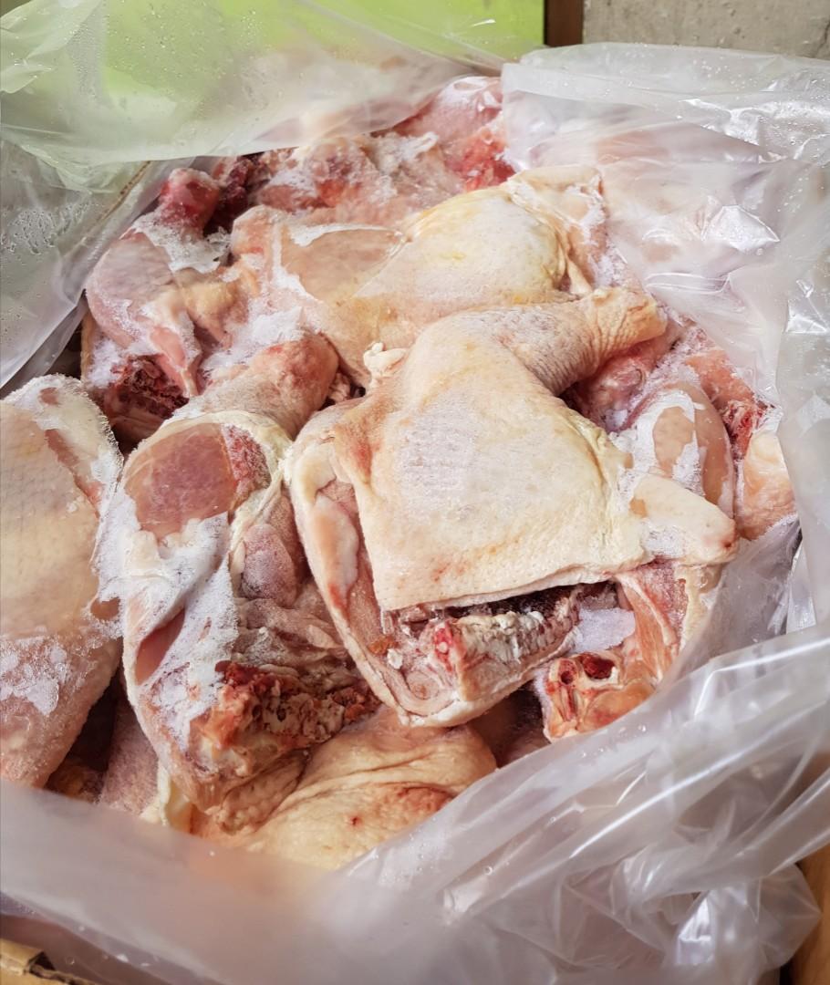Chicken leg qrtr chicken beef pork (Category: Health Food, Drinks & Tonics) located in Quezon City. Submitted by stephenham (Listing ID 239325887, Image 1). Description: BATOK JOWLS olymel 180 max agro 190 rivasam 198 kasim 230 maskara 135 pchop 265 bulaklak 135 pork giniling 250 liempo slab 300 atay 90 ear 130 beef foreqrtr 300 beef BRISKET 380 beef giniling 260 beef TENDON sinew 250 chix leg qrtr 140 chix wing 190 chix leg fillet 235 chix breas