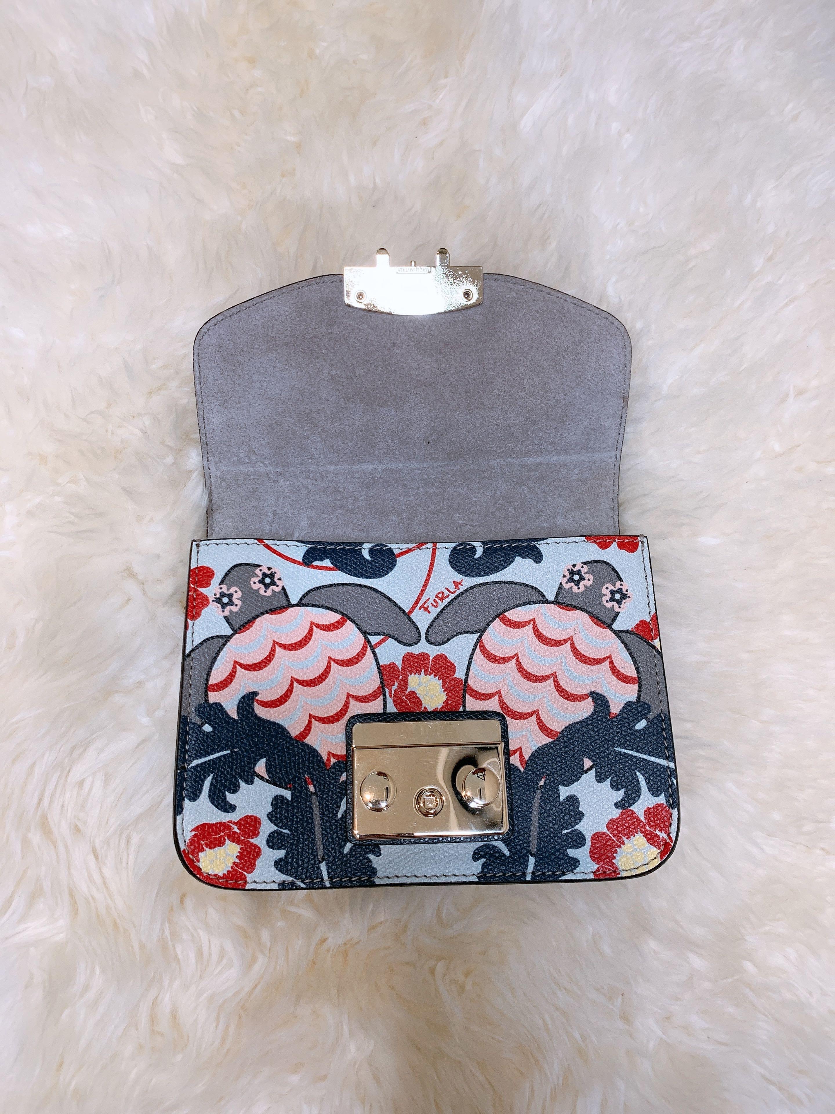Furla turtle bag store