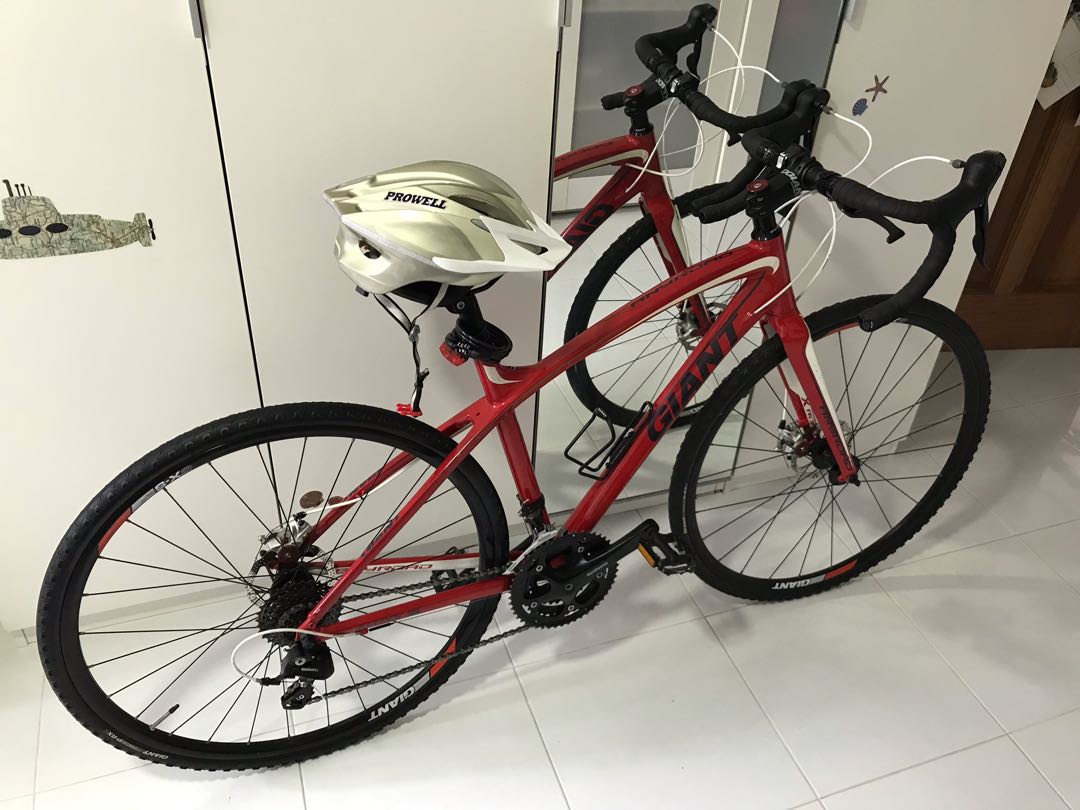 Giant Anyroad 2 Red Xs 14 Price Dropped Sports Equipment Bicycles Parts Bicycles On Carousell