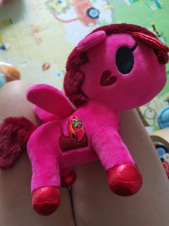 (Category: ) located in . Submitted by snowyshan (Listing ID 1000339047, Image 1). Description: .