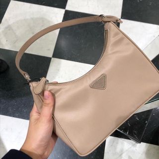 （分類：）位於 。 由 uk.toops 提交（商品編號 1000397006，圖片 1）。簡介： 。
