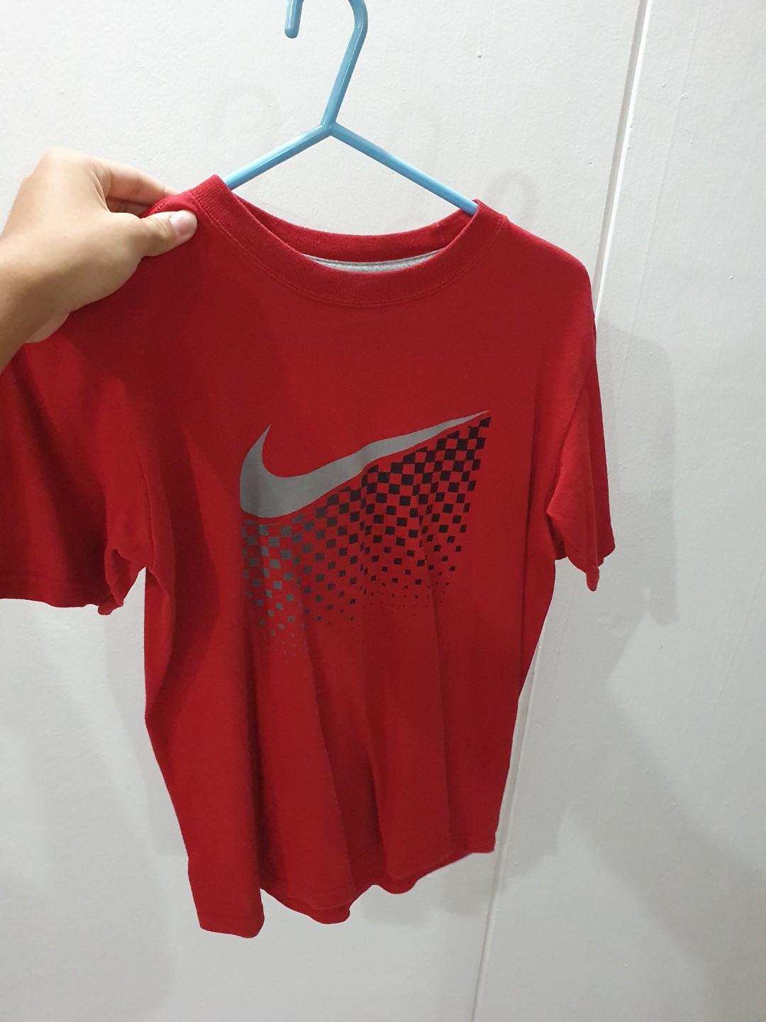 nike t shirts under $10