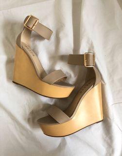 Betts Nude Wedges, Women's Fashion 