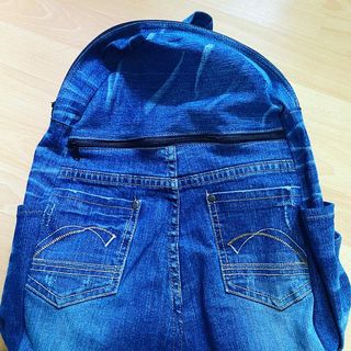 (Category: ) located in . Submitted by rby_81 (Listing ID 1000451755, Image 1). Description: .