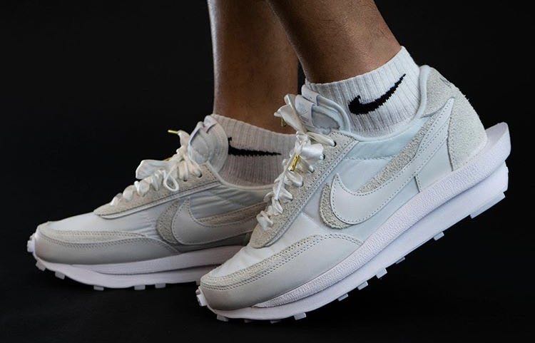 White nike deals sacai