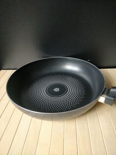 （分類：）位於 。 由 saeades 提交（商品編號 1000454311，圖片 1）。簡介： 。
