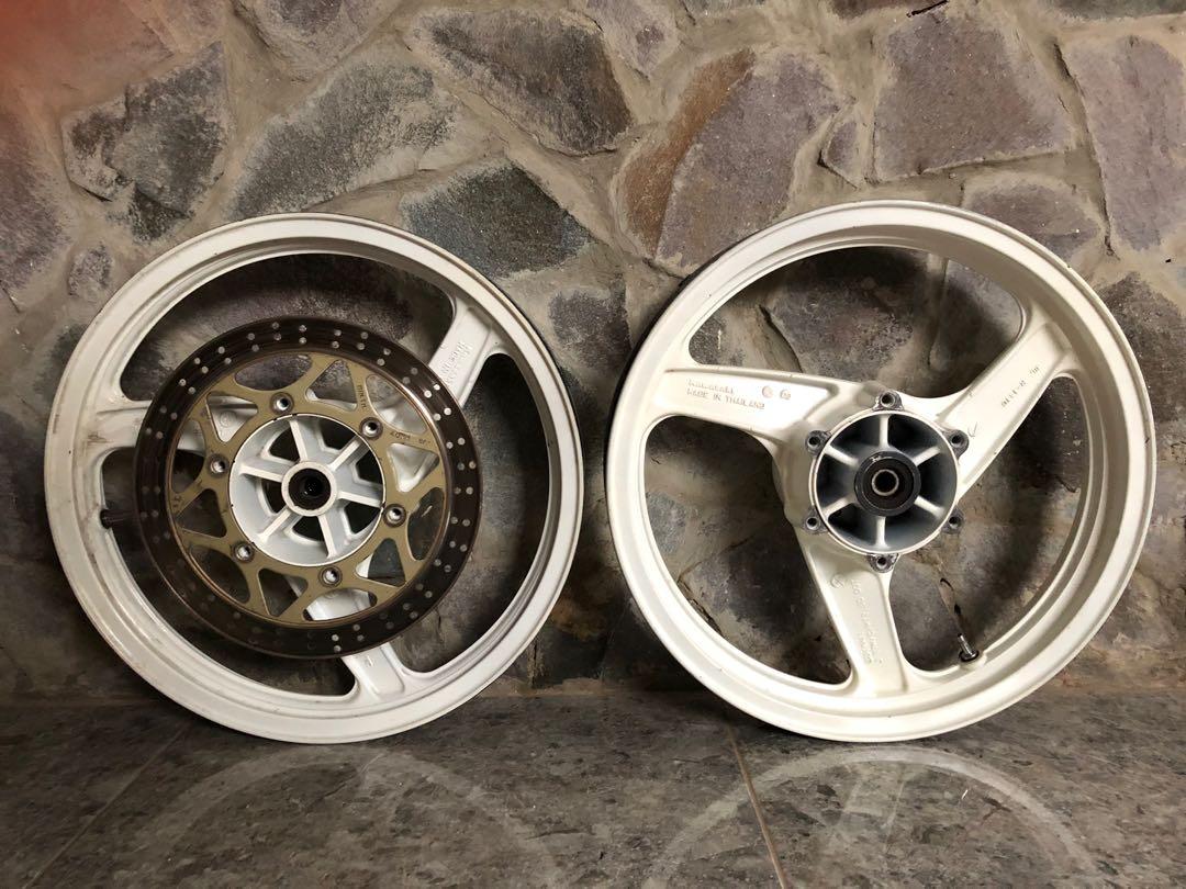 Velg Ninja RR ori repaint putih, Motor di Carousell