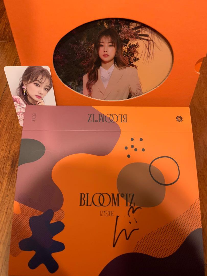 Wts Iz One Hyewon Bloom Iz Signed Album Izone Bloomiz K Wave On Carousell