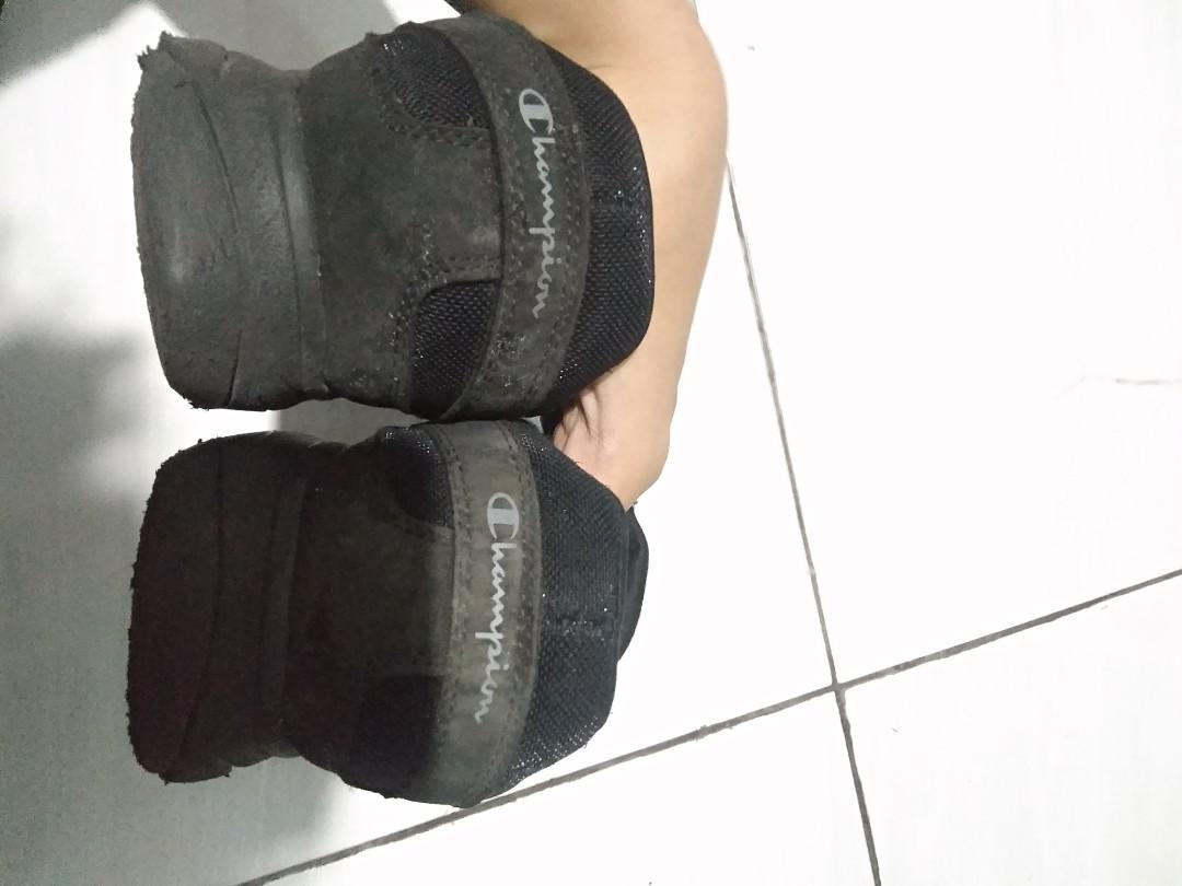 champion black running shoes