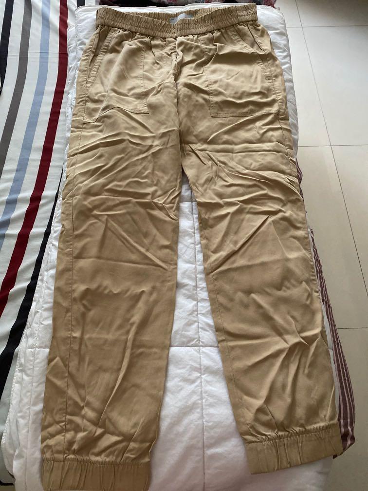 GAP khaki slim cropped pants, Fesyen 