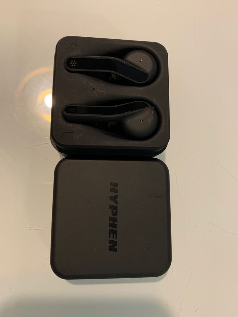 Hyphen earphones shop