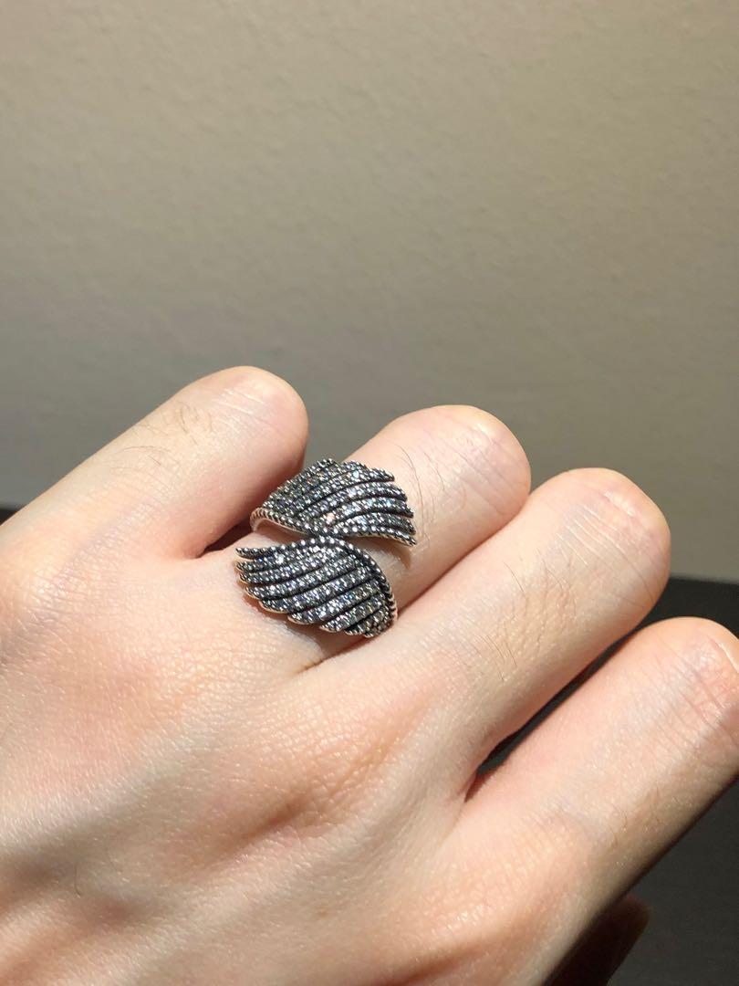 Pandora majestic feather ring hot sale