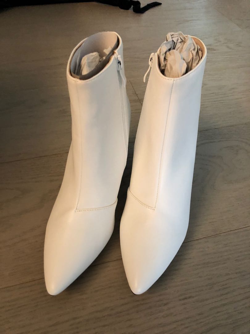 raid kola white ankle boots