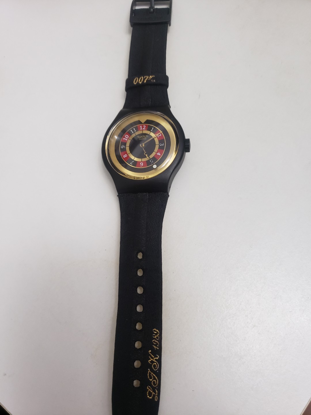 Swatch 007 casino 表, 名牌, 手錶- Carousell