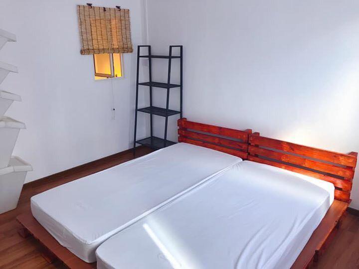 Terrace house common bedroom rental at Marsiling63109199465859111