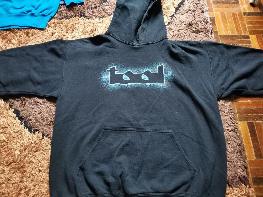 Tool store hoodie band