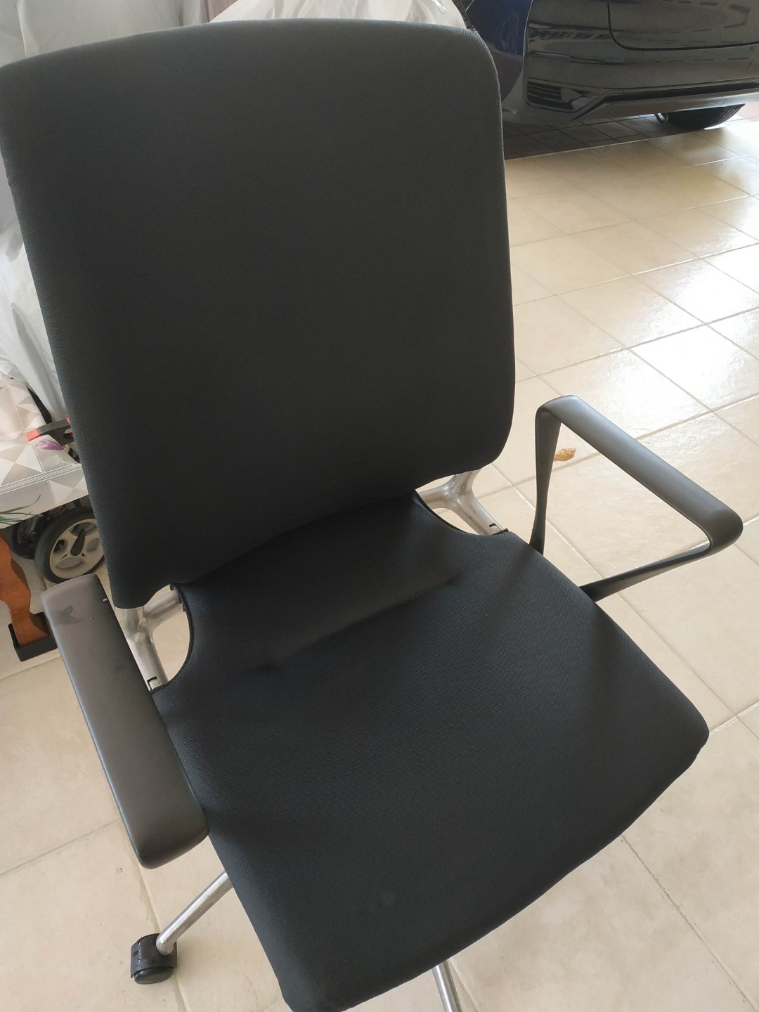 Vitra Meda Ergonomic executive office chair, Furniture & Home Living