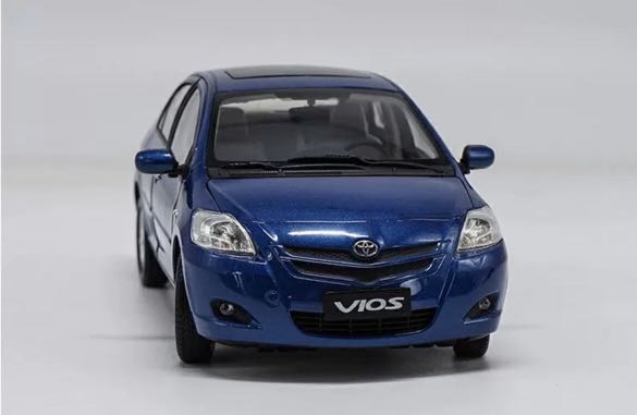 tomica vios
