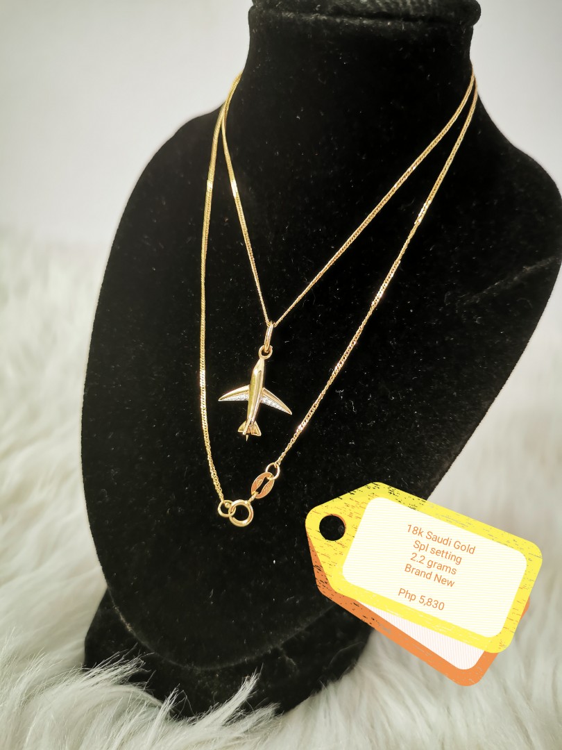 18K Saudi Gold, Airplane necklace Set 