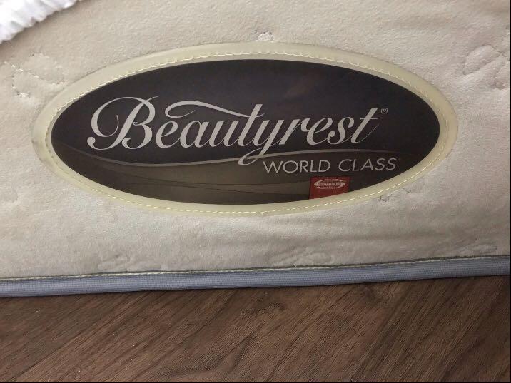 Simmons Beautyrest World Classnull