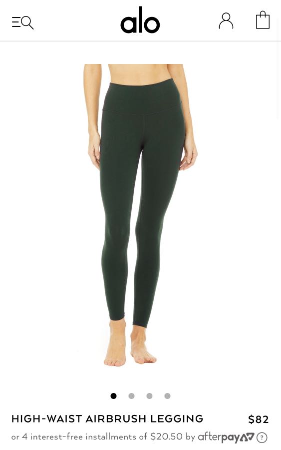 Alo Yoga high waisted Moto leggings in pristine XXS, Women's Fashion,  Activewear on Carousell