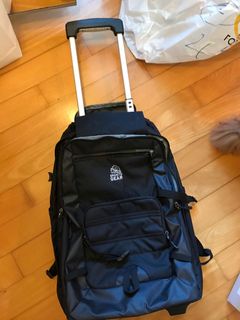 （分類：）位於 。 由 steph_l 提交（商品編號 1000668413，圖片 1）。簡介： 。