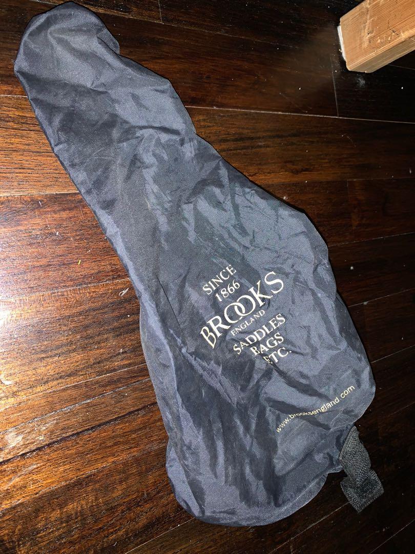 brooks saddle rain
