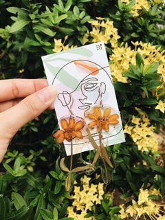 #madeinsg Flonecase - Daisy Earrings