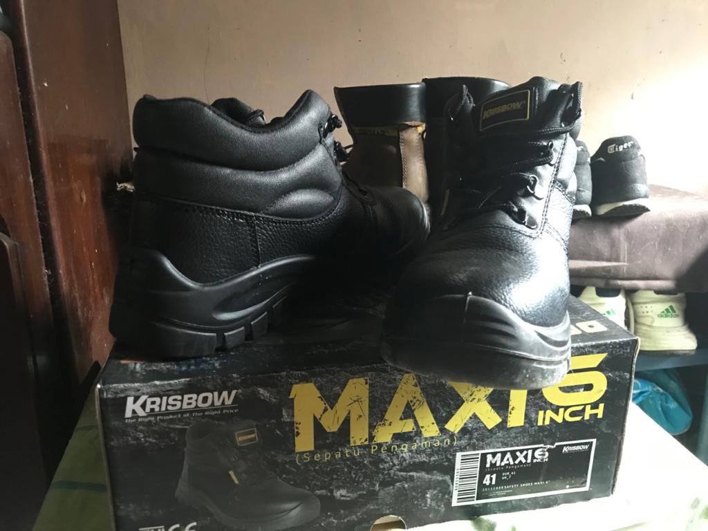 Sepatu Safety Krisbow Maxi 6 Inch Men S Fashion Men S Footwear Boots On Carousell