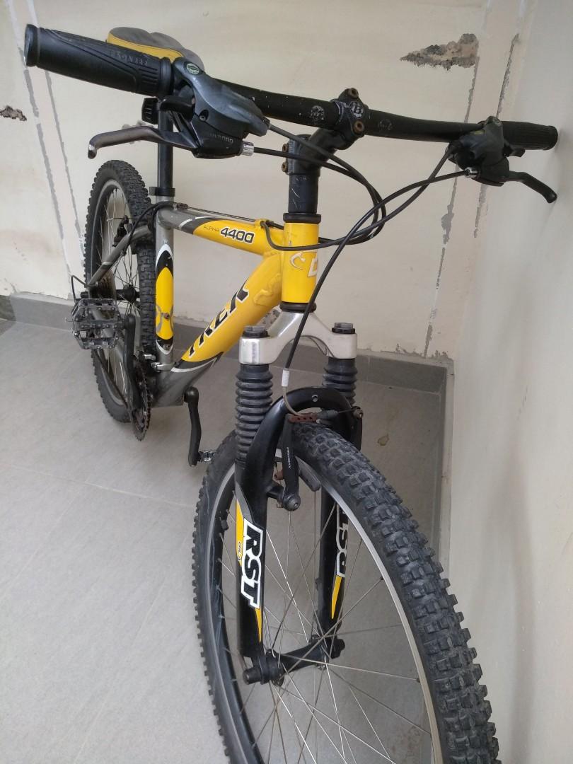 Trek 4400 store bike