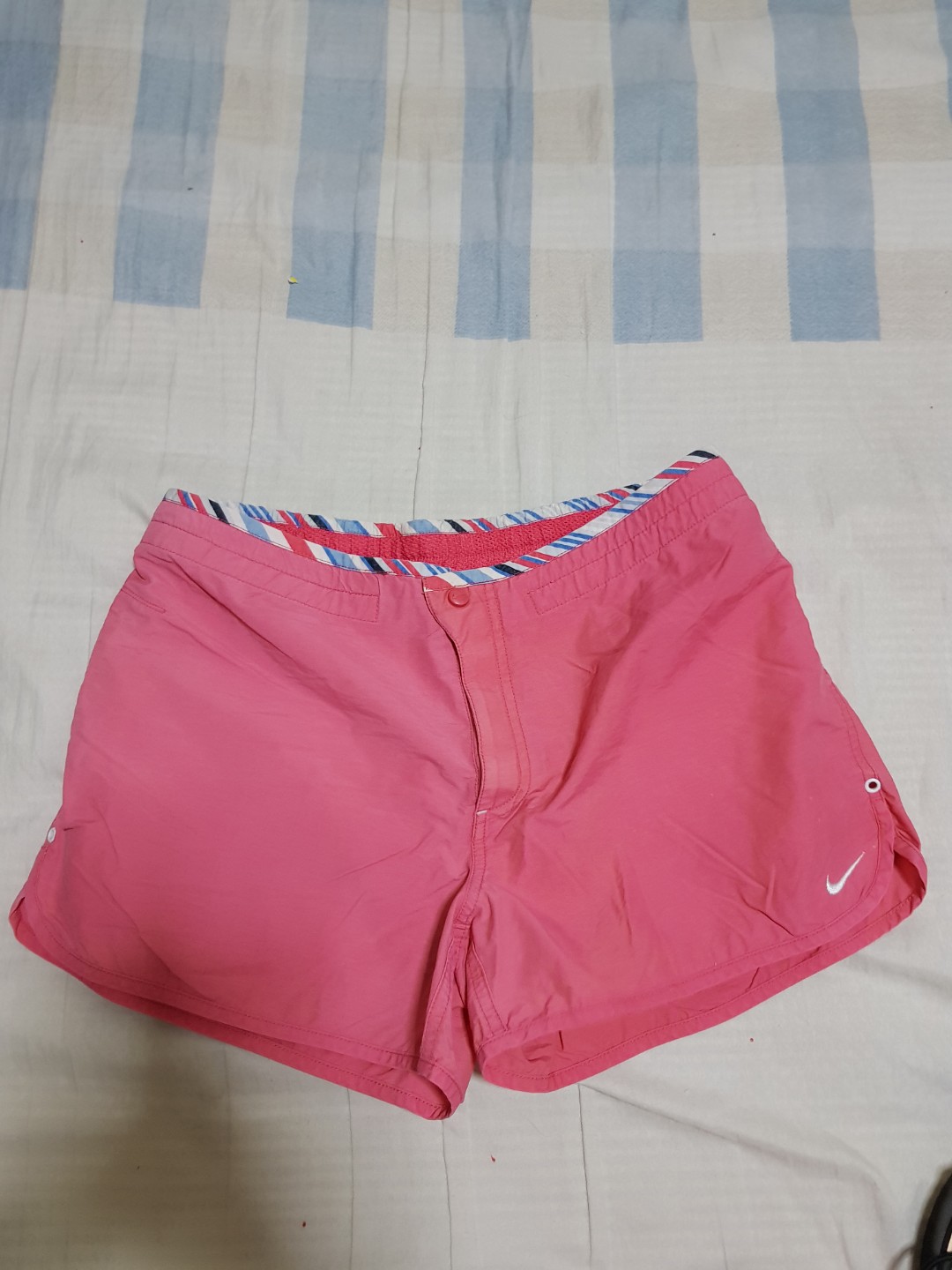 pink womens nike shorts