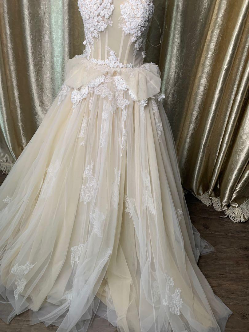 Wedding Gown, Women's Fashion, Dresses & Sets, Evening Dresses & Gowns